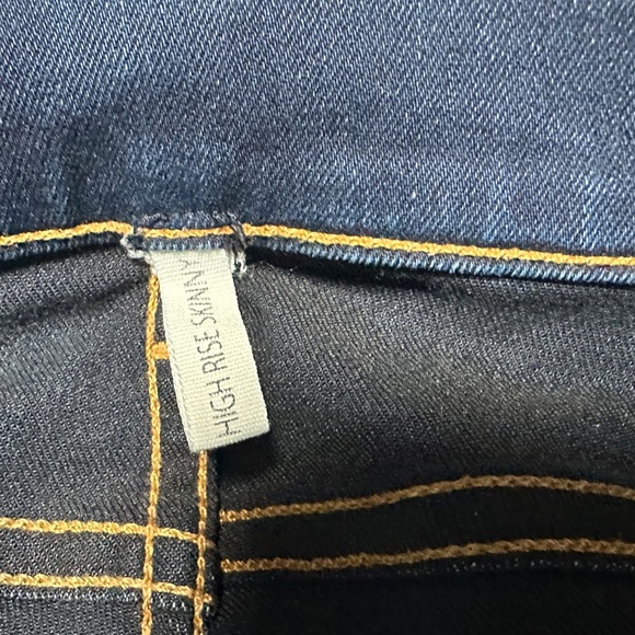 Rag and Bone Designer High Rise Skinny Jeans - Picture 4 of 9